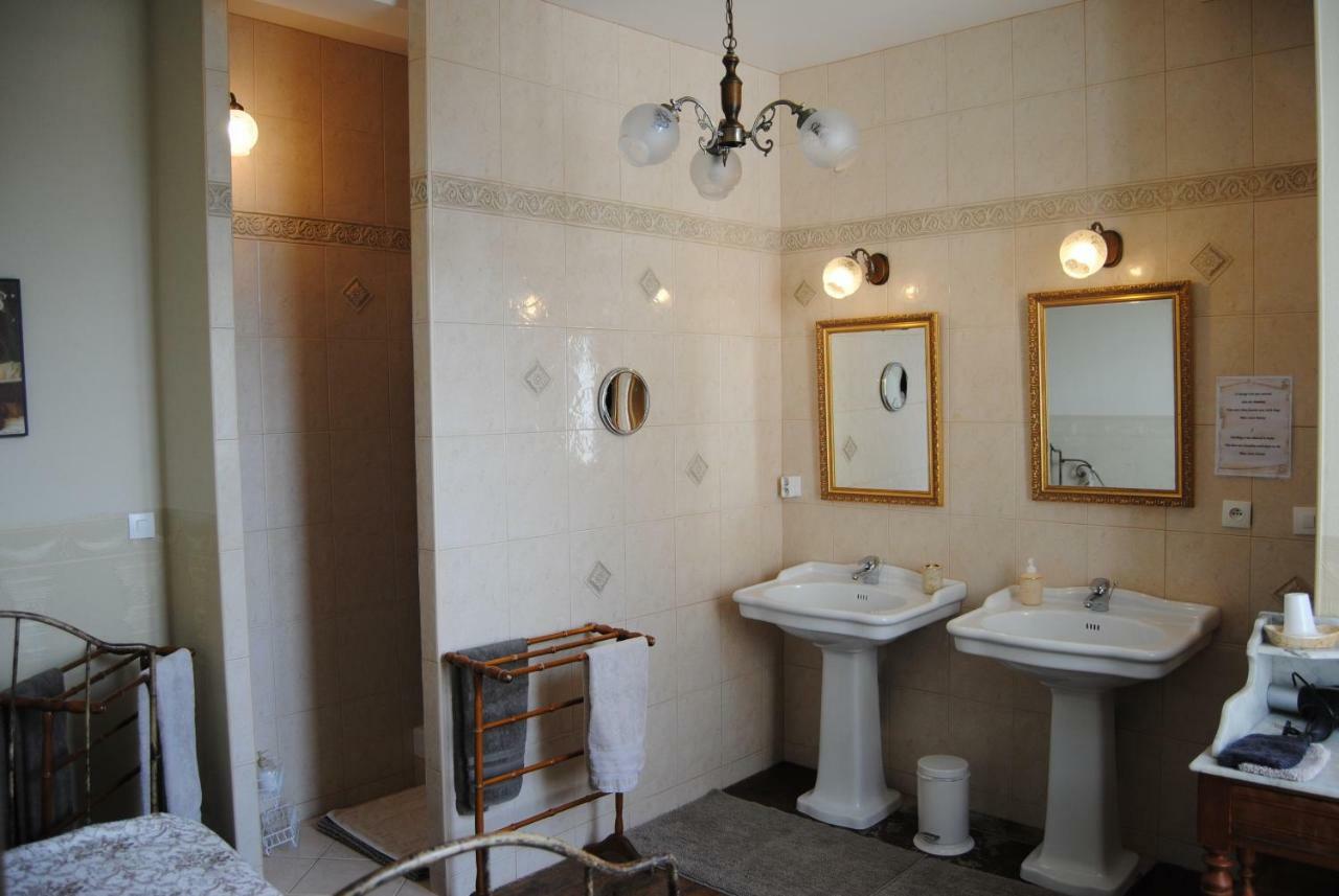 Hotel Particulier De Sainte Croix Bayeux Luaran gambar
